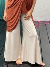 Load image into Gallery viewer, The Side Slit Flare Pant
